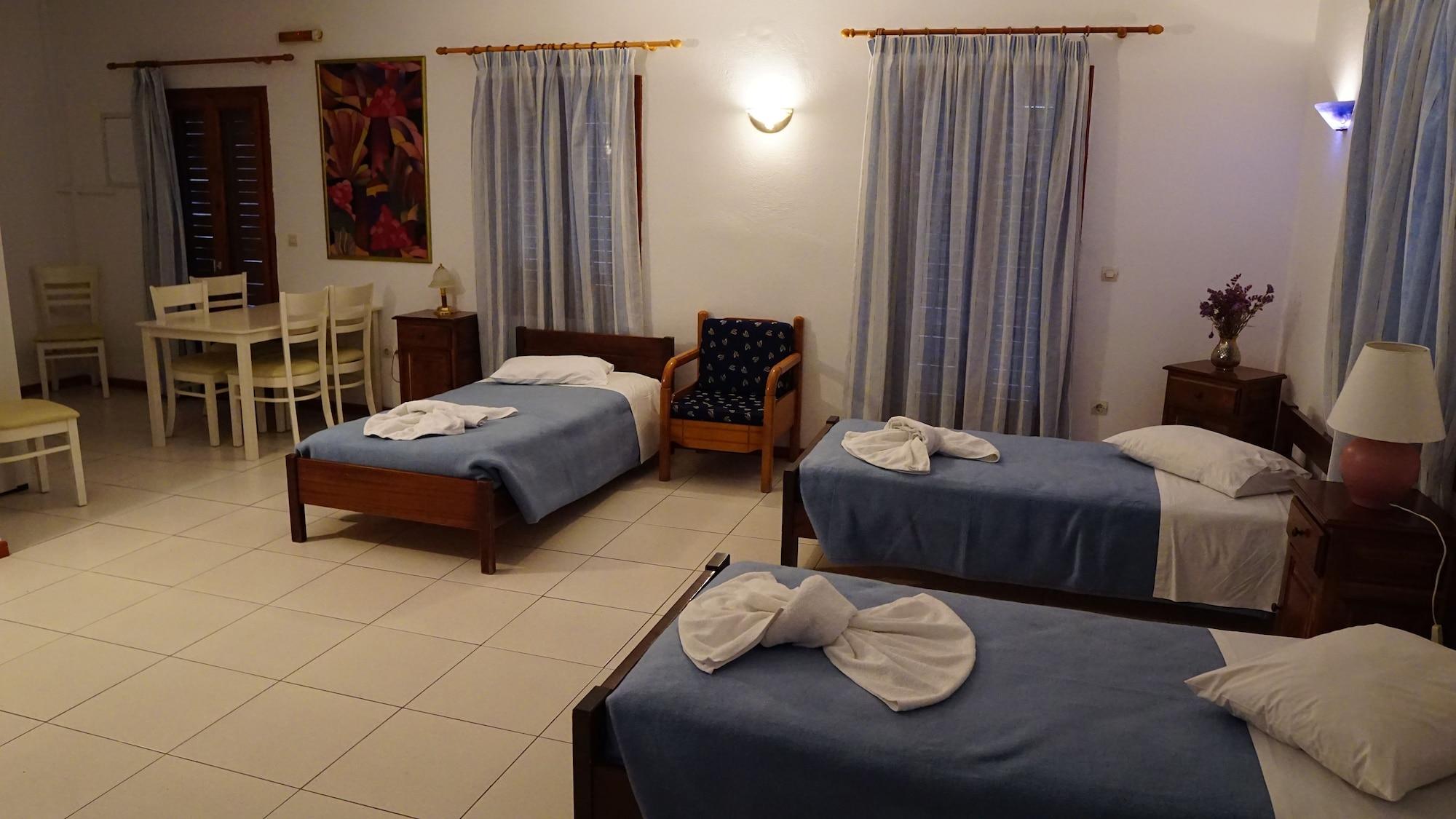 Eri Hotel Parikia  Bagian luar foto
