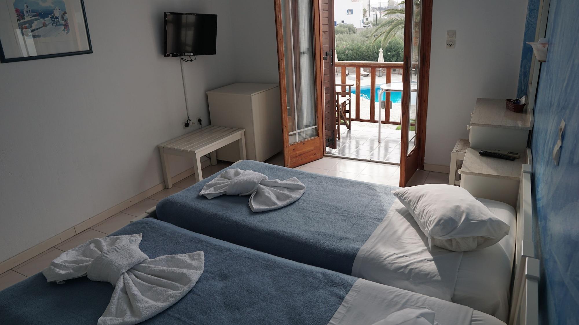 Eri Hotel Parikia  Bagian luar foto