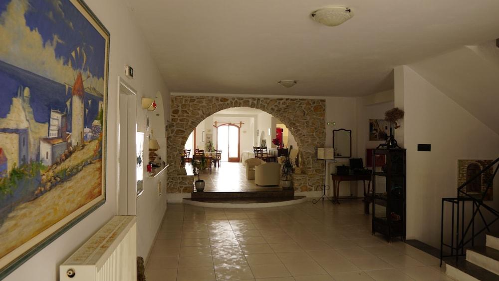 Eri Hotel Parikia  Bagian luar foto