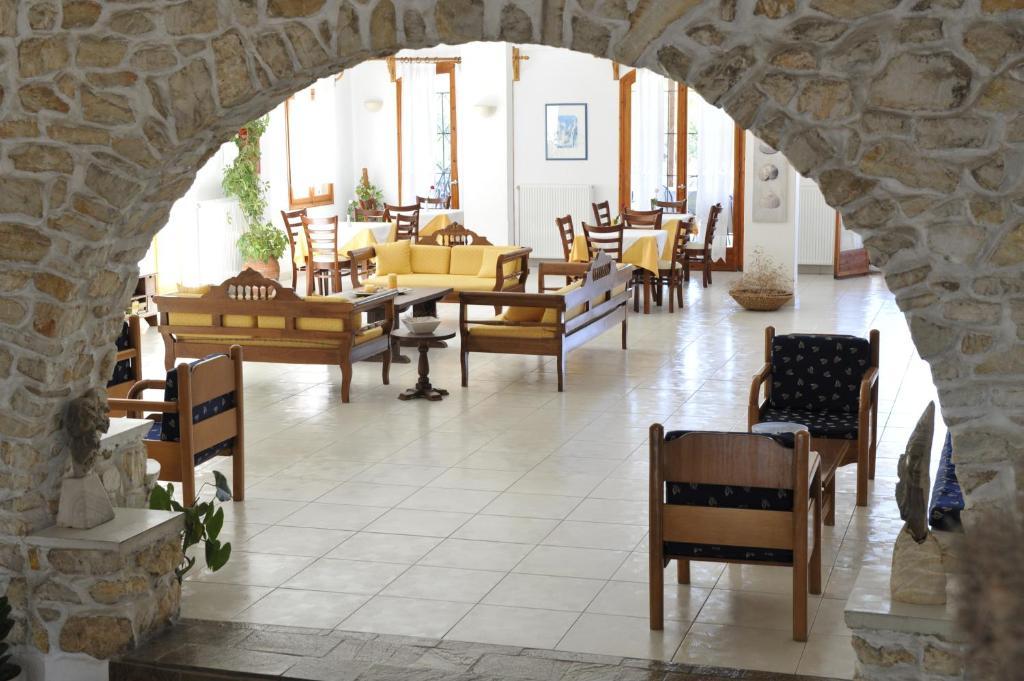 Eri Hotel Parikia  Bagian luar foto